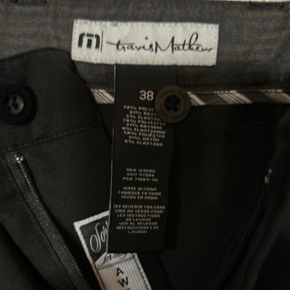 Travis Mathew Black Flat Front Men's Shorts - Picture 2 of 3